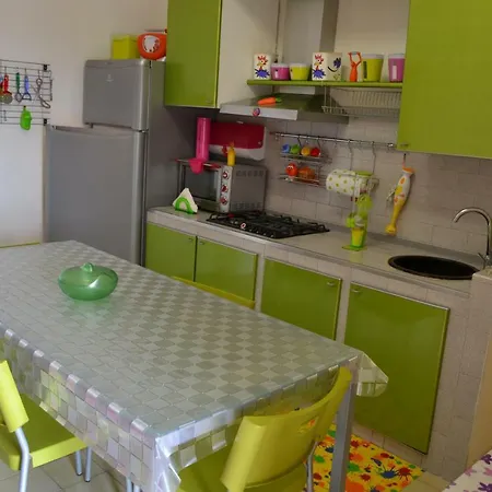 Mary&kate's House Apartment Scalea